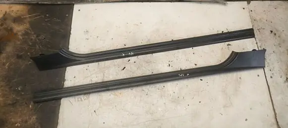 BMW 3 E36 sill trim set (inner) 51478146582