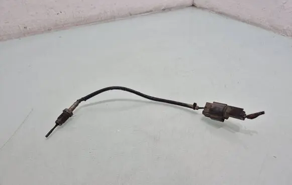 Mitsubishi Pajero Exhaust pressure sensor 1587A013