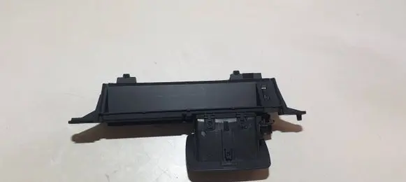 Toyota RAV 4 (XA40) Dash center air vent grill 4556242010 5583342010 4556642010
