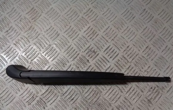 BMW X2 F39 Rear wiper blade arm