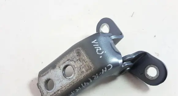 Toyota C-HR I Front door upper hinge ES03