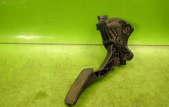 KIA Ceed Accelerator throttle pedal 32700XXXXX