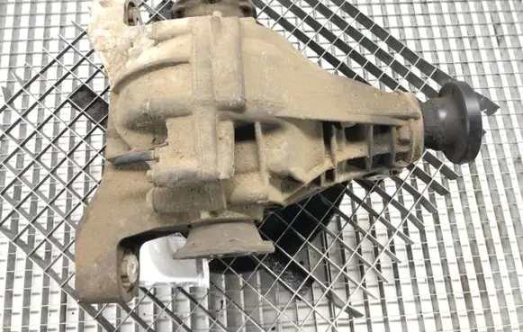 Volkswagen Touareg I Rear differential 4460310016