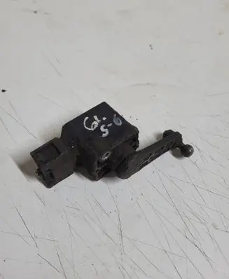 Mercedes-Benz ML W163 Air suspension front height level sensor A0105427717
