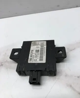 Audi A3 S3 8P Alarm control unit/module 1K0907719 510190352 198000AE098