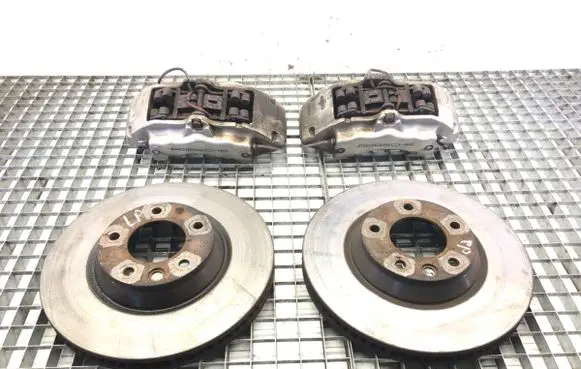 Porsche Cayenne (9PA) Front brake caliper 