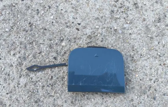 Mini Cooper Countryman F60 Tow hook cap/cover 51129449262