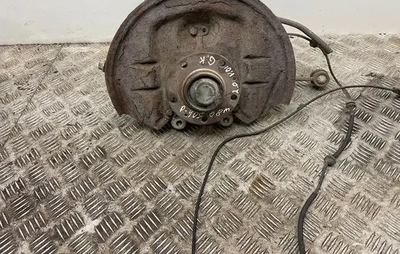 Peugeot 407 Rear wheel hub
