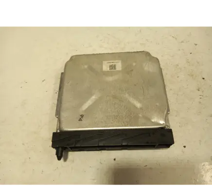 Volvo V70 Engine control unit/module 30684877 07193