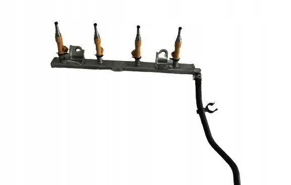 Suzuki SX4 Fuel main line pipe