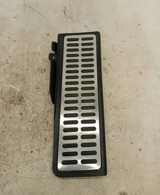 Volkswagen PASSAT B6 Foot rest pad/dead pedal 1K1864551