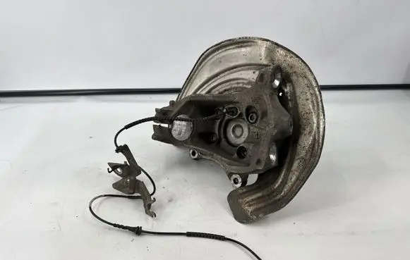 BMW 3 G20 G21 Front wheel hub 621654