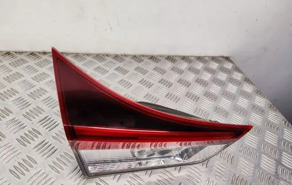 Toyota Auris E180 Tailgate rear/tail lights 02344
