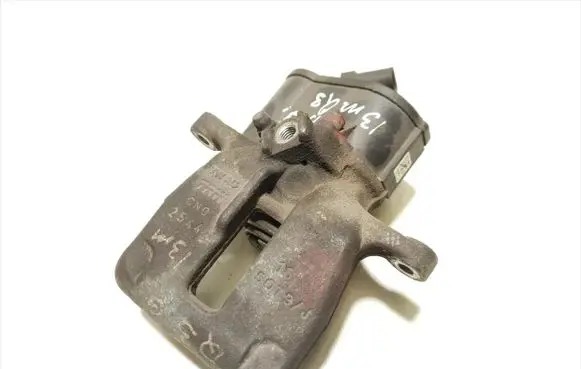 Audi Q3 8U Rear brake caliper