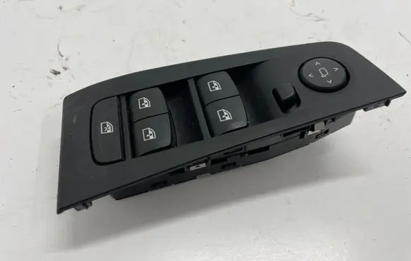 BMW 1 F40 Electric window control switch 7950754