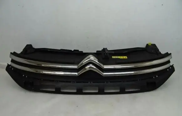 Citroen C3 Front bumper upper radiator grill 9812063477