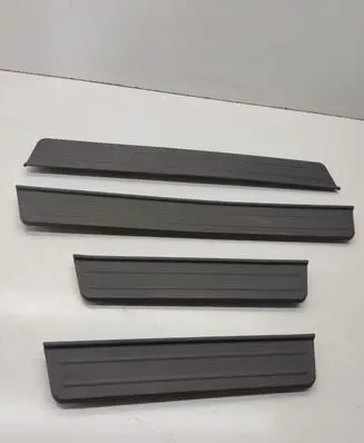 Hyundai Tucson JM sill trim set (inner) 858782E000 858882E000 858732E000