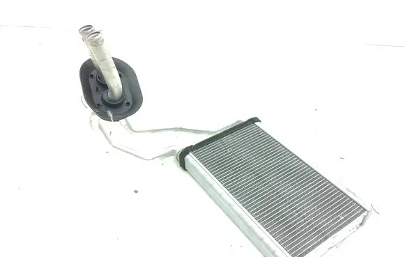 Toyota Prius (XW50) Heater blower radiator