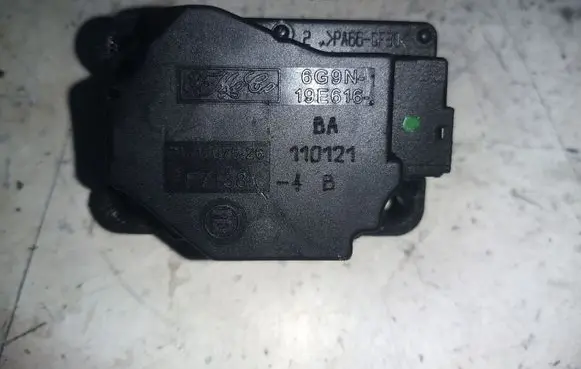 Volvo XC70 Air flap motor/actuator 6g9n19E616