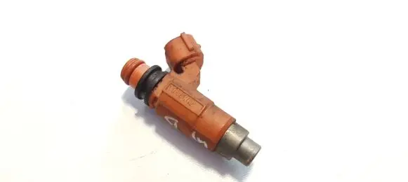 Mitsubishi Carisma Fuel injector 7319759 CDH210