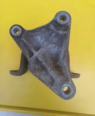 Volkswagen Transporter - Caravelle T5 Gearbox mount 7H0399151K