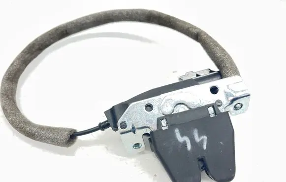 Mercedes-Benz E W212 Tailgate/trunk/boot lock/catch/latch A2047500185