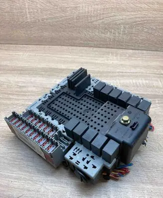Volvo S60 Fuse module 9401802