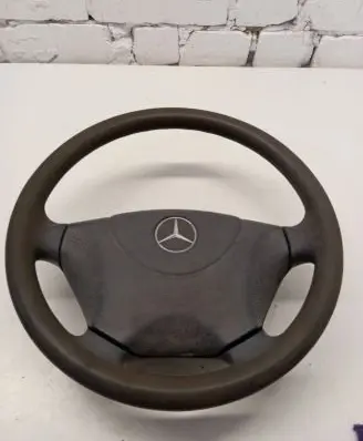 Mercedes-Benz Vito Viano W638 Steering wheel 10957A1 6011872