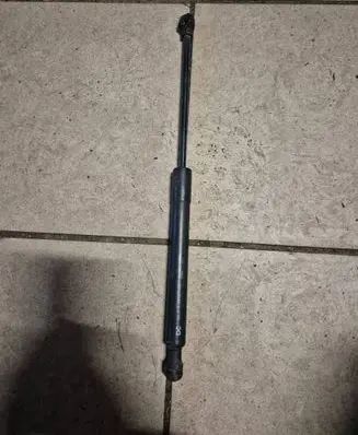 Renault Kangoo II Front bonnet/hood damper/strut 654706489R