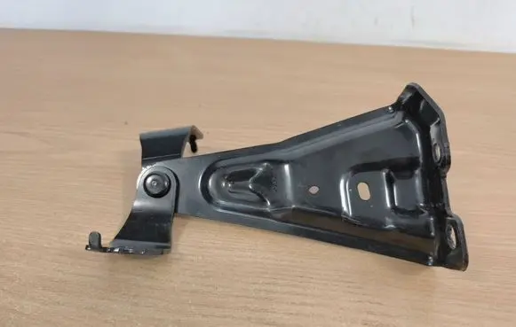 Toyota Corolla Cross ISOFIX Bracket H563