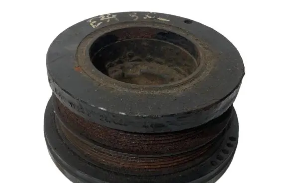 BMW 5 E39 Crankshaft pulley 2247890