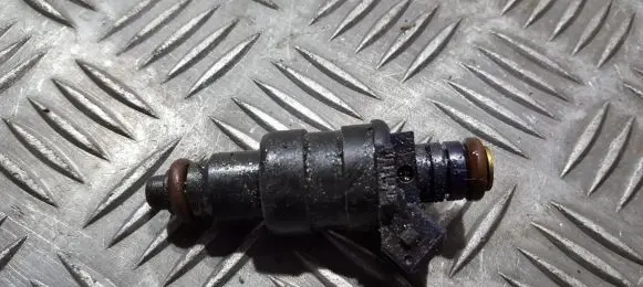 Renault Megane I Fuel injector 866313