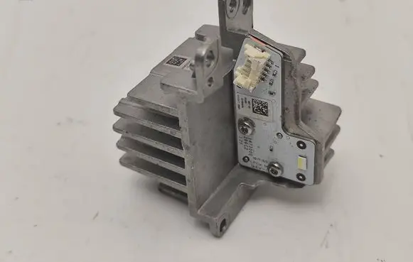 Mercedes-Benz C W205 Headlight ballast module Xenon G160528 88700 1112170597