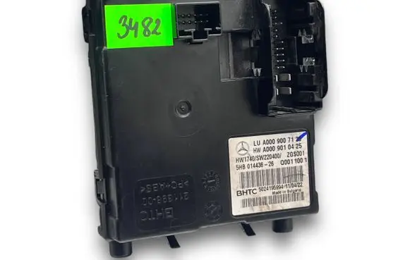 Mercedes-Benz C AMG W205 Central body control module S3482 A0009007126
