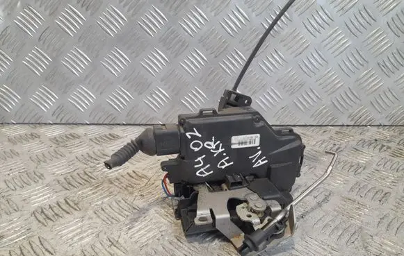 Audi A4 S4 B6 8E 8H Rear door lock 8E0839015C