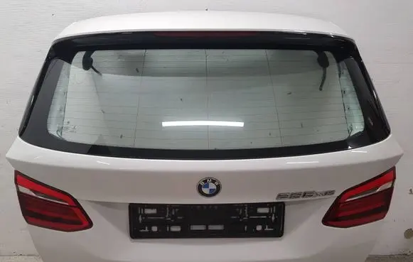 Tailgate/trunk/boot lid