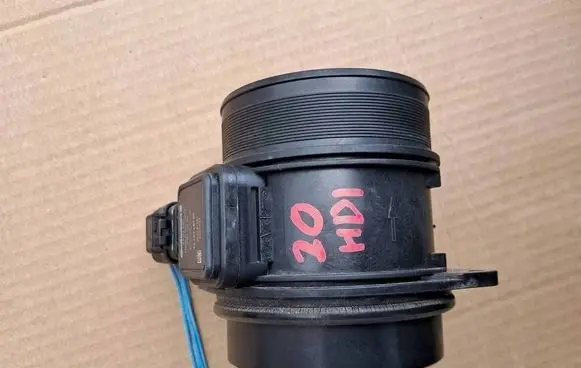 Peugeot 508 Mass air flow meter 9645948980