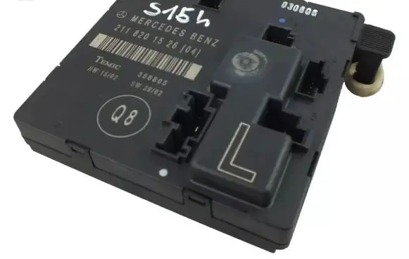 Mercedes-Benz E W212 Door control unit/module 2118201526