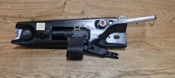 Volvo V70 Front seatbelt 39806015