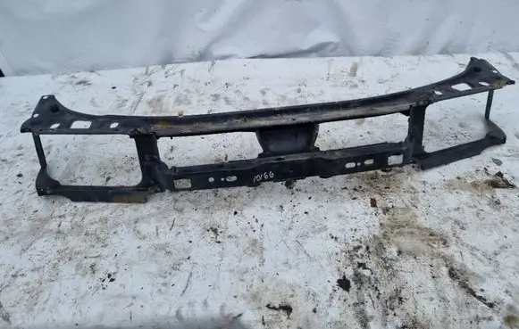 Volkswagen PASSAT B3 Radiator support slam panel