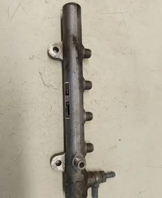 Mercedes-Benz E W212 Fuel main line pipe A6510700595 28280808 121011238520