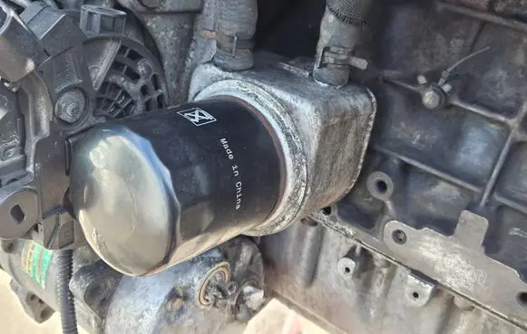 Citroen Jumpy Engine oil radiator 9650863380