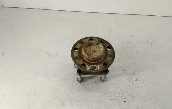 Volvo V70 Rear wheel bearing hub 
