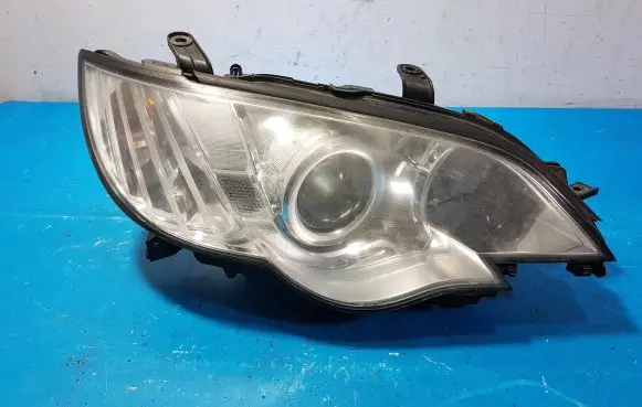 Subaru Outback Headlight/headlamp