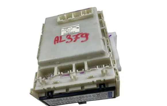 Toyota Prius (XW20) Fuse box set 8273047290