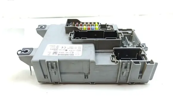 Fiat Doblo Fuse module 00518855310