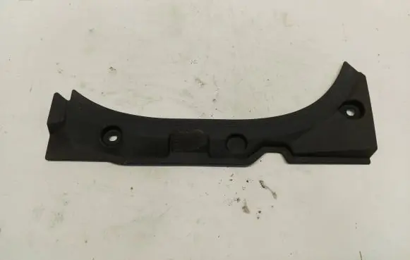 Audi A8 S8 D4 4H Fender end trim 4h0823745c