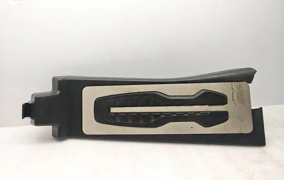 BMW X5 G05 Foot rest pad/dead pedal D0913608C