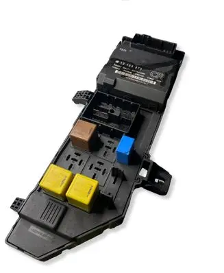 Opel Vectra C Fuse module 460023260 24400590 13165970