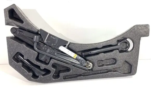 Nissan Qashqai J12 Other interior part 849766UA0A